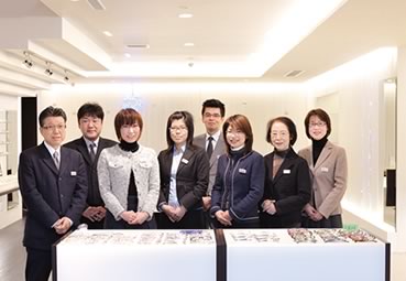 視力ケアのスペシャリスト「認定眼鏡士」。